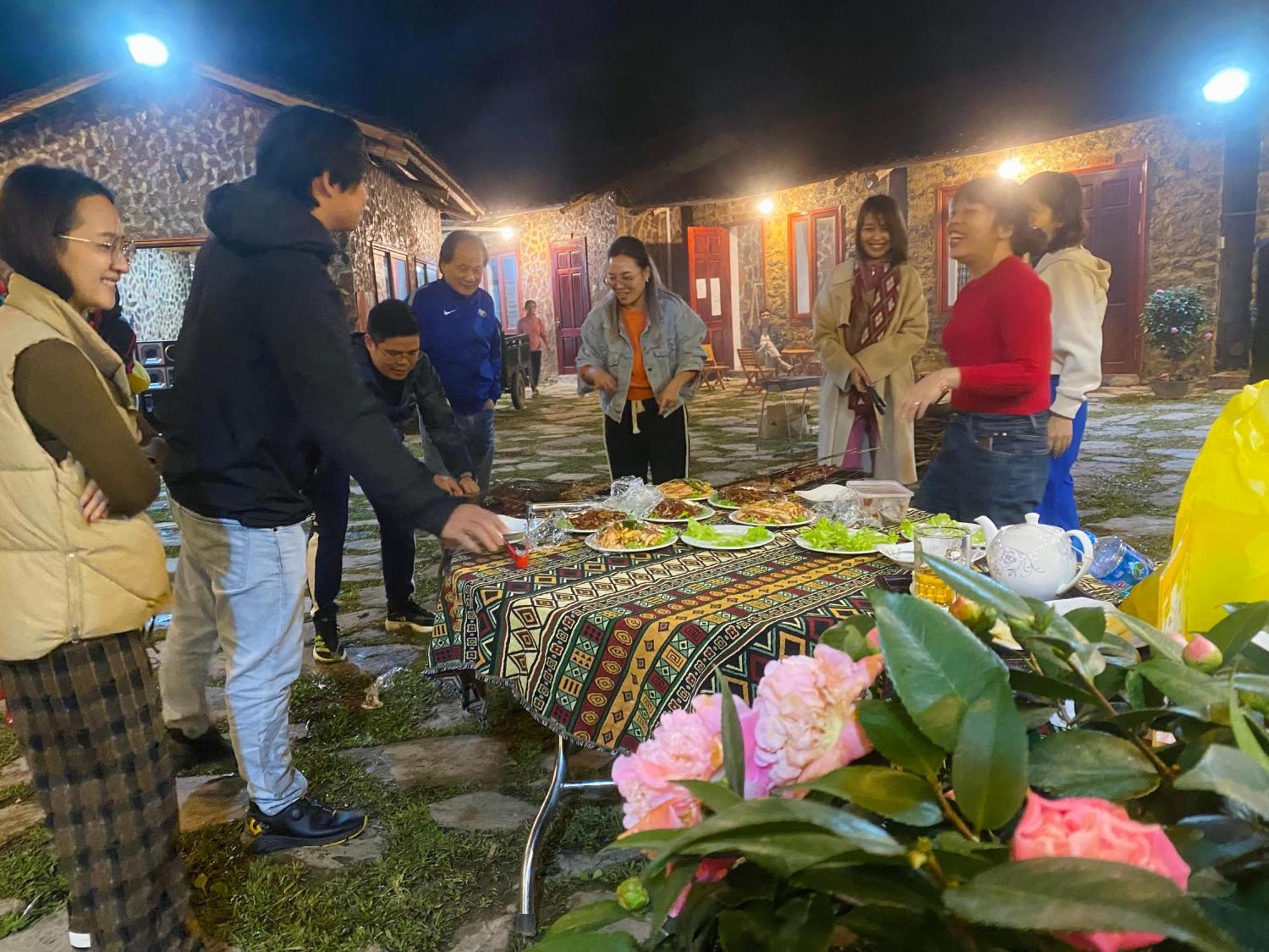 Lan Rung Homestay Lung Nieo Exteriör bild